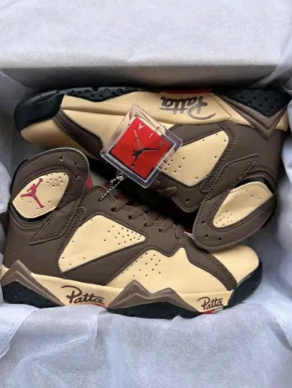 5A09F891-4003-4F07-ADC5-8A90F0465E2F